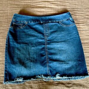 Chicos pull on Denim Skort-Size 10